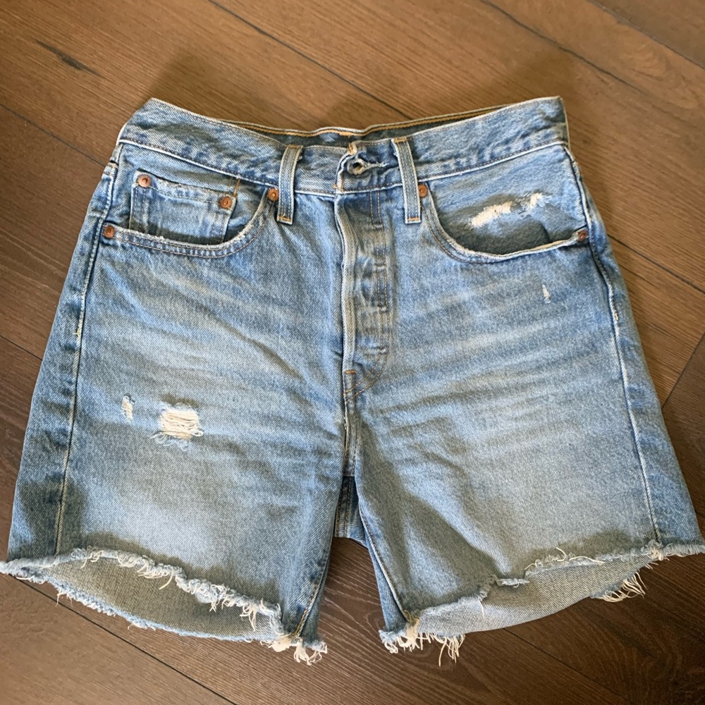 Levi’s 501 high waisted shorts